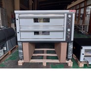 Lò nướng Pizza 2 tầng dùng gas Hongling PZG-402A