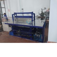  Máy gấp ép vuông gáy vở học sinh GKV-560A