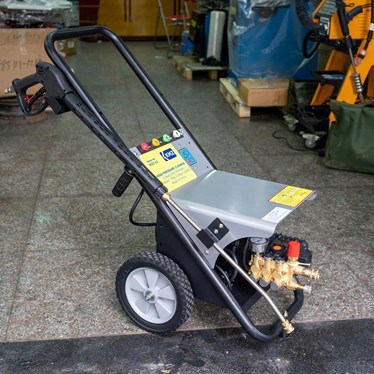 may rua xe cao ap 2.2kw kmz k22-12 hinh 1