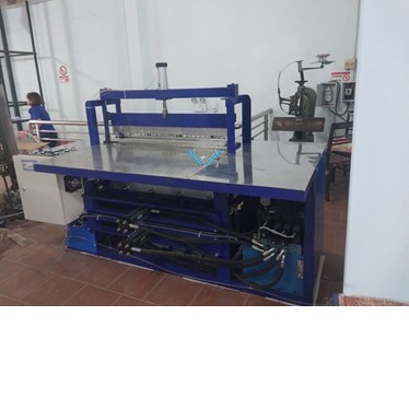  may gap ep vuong gay vo hoc sinh gkv-560a hinh 1