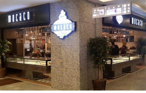 tu trung bay banh teos t form hinh 6