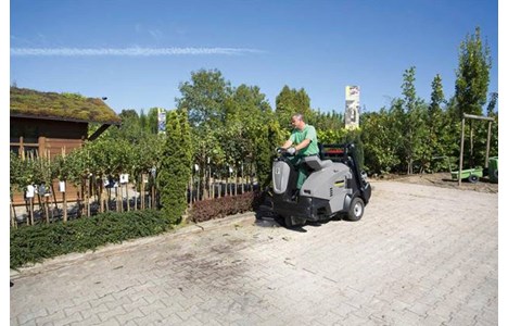 xe quet hut ngoi lai karcher km 105/110 r g+kssb hinh 4