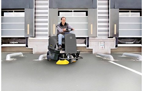 xe quet hut ngoi lai karcher km 100/100 r g hinh 2