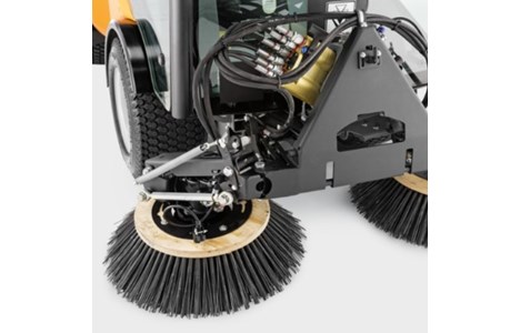 xe quet rac do thi karcher mc 80 hinh 3