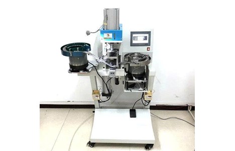 may dong khuy ht-135 hinh 2