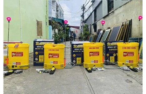 binh phun thuoc xit dien 20l con ong vang cov20 hinh 2