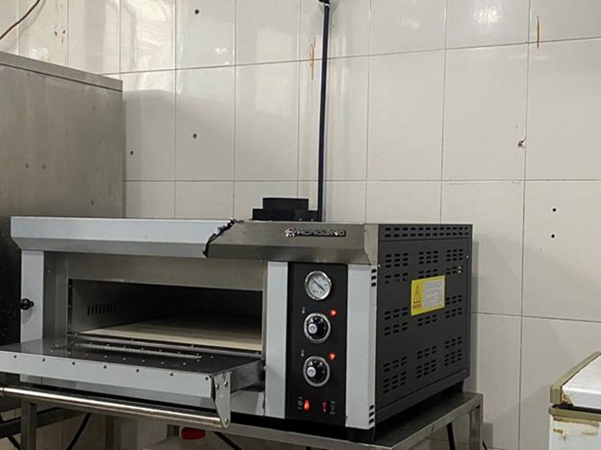 lo nuong pizza dung dien hongling pze-401a hinh 0