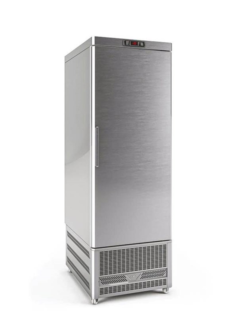 tu bao quan kem pole 25 hinh 1