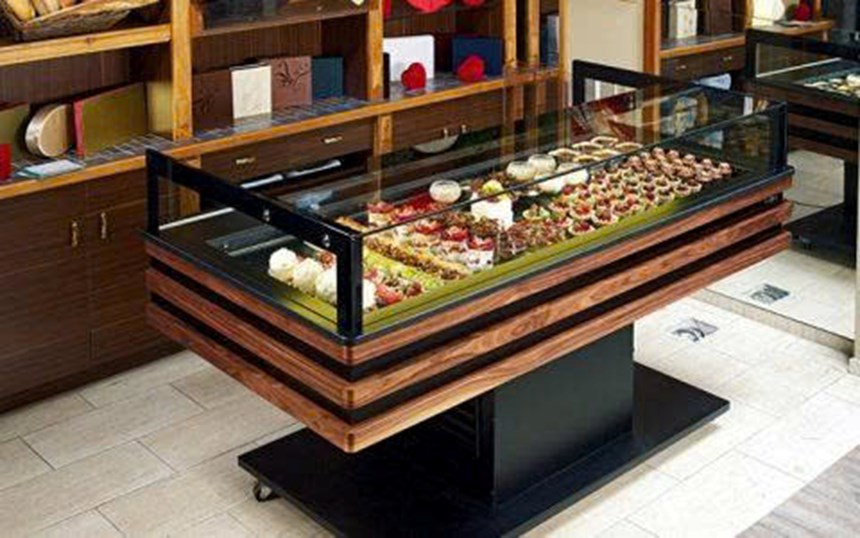 tu trung bay banh teos t form hinh 1