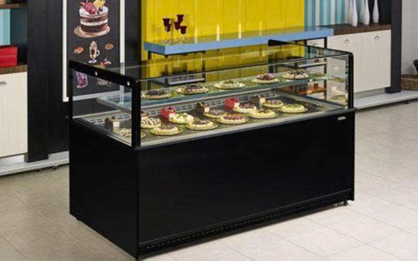 tu trung bay banh teos flat hinh 2