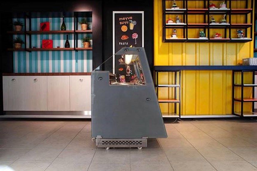 tu trung bay kem gelato conic baroque slm hinh 3