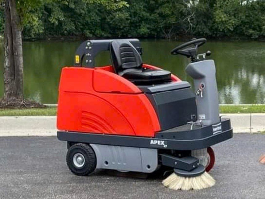 xe quet rac cong nghiep powerboss apex 47 hinh 0