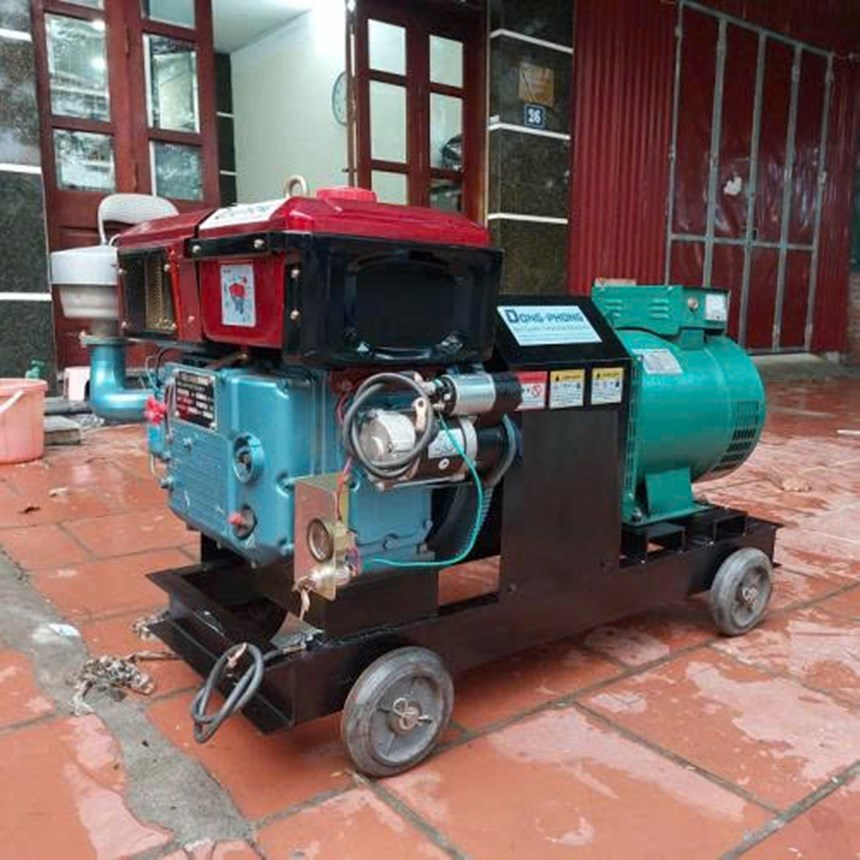 may phat dien dau no 20kw dong phong 30hp 3 pha (d30 mat gio, de) hinh 0