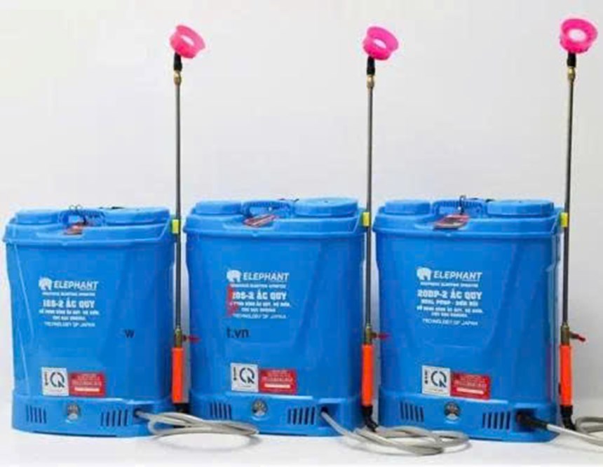 binh phun thuoc tru sau 20l elephant 20dp (ac quy 12v12ah) hinh 1